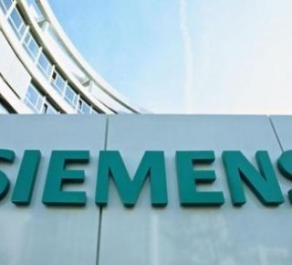 Siemens zahajuje výrobu nových digitalizovaných motorů Simotics SD ve Frenštátě pod Radhoštěm Siemens zahajuje výrobu nových digitalizovaných motorů Simotics SD ve Frenštátě pod Radhoštěm