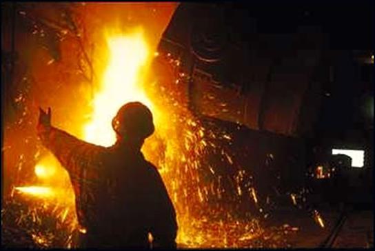  Výroba surové oceli v Česku loni klesla o 11 procent na 4,2 milionu tun