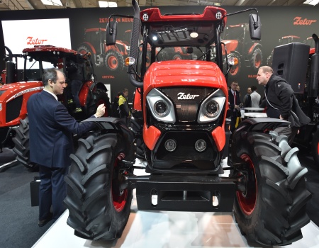 Zetor traktors 18
