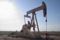 Nižší těžba v Rusku ve světě nedostatek ropy nezpůsobí, jinde se těží víc